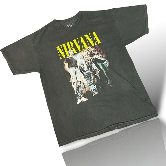 Nirvana Graphic T Shirt Dress Tee Kurt Cobain 90s Grunge Size Large NWT Band Tee - Picture 1 of 5
